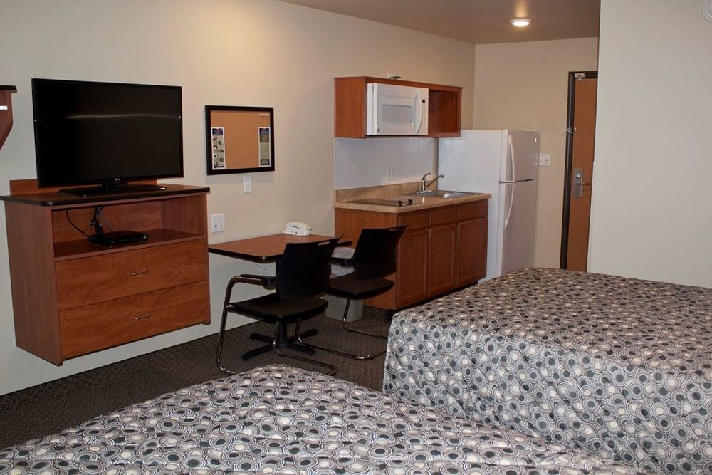 Suburban Studios Watford City Δωμάτιο φωτογραφία