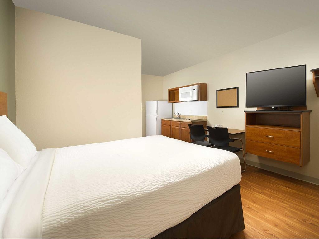Suburban Studios Watford City Εξωτερικό φωτογραφία
