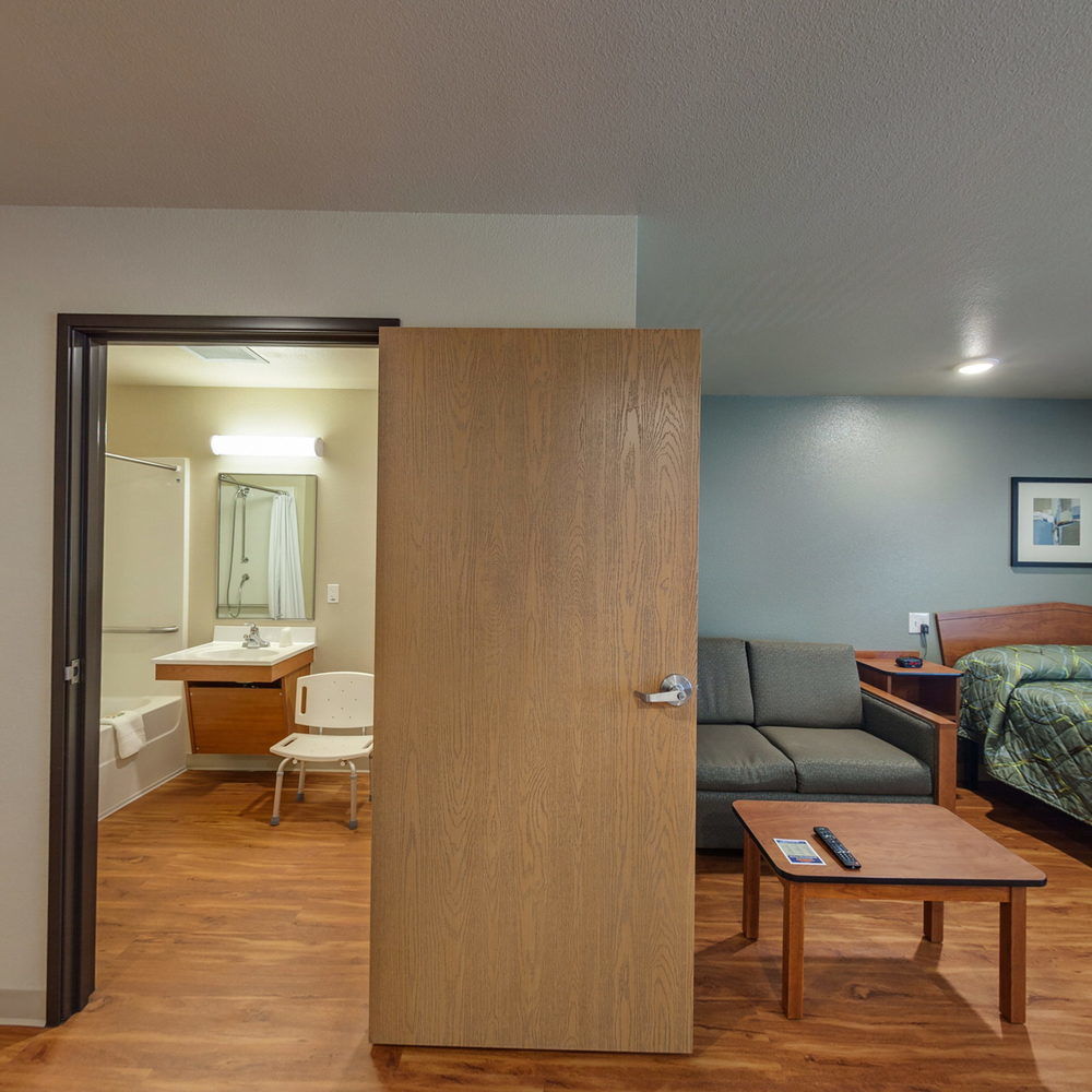 Suburban Studios Watford City Εξωτερικό φωτογραφία